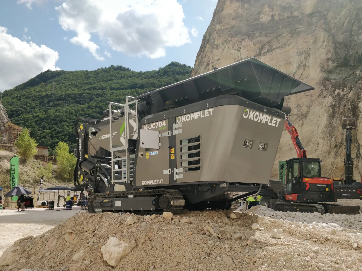 Щековая дробилкой K-JC 704 для работы в карьере